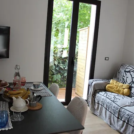 Fudora Bed & Breakfast
